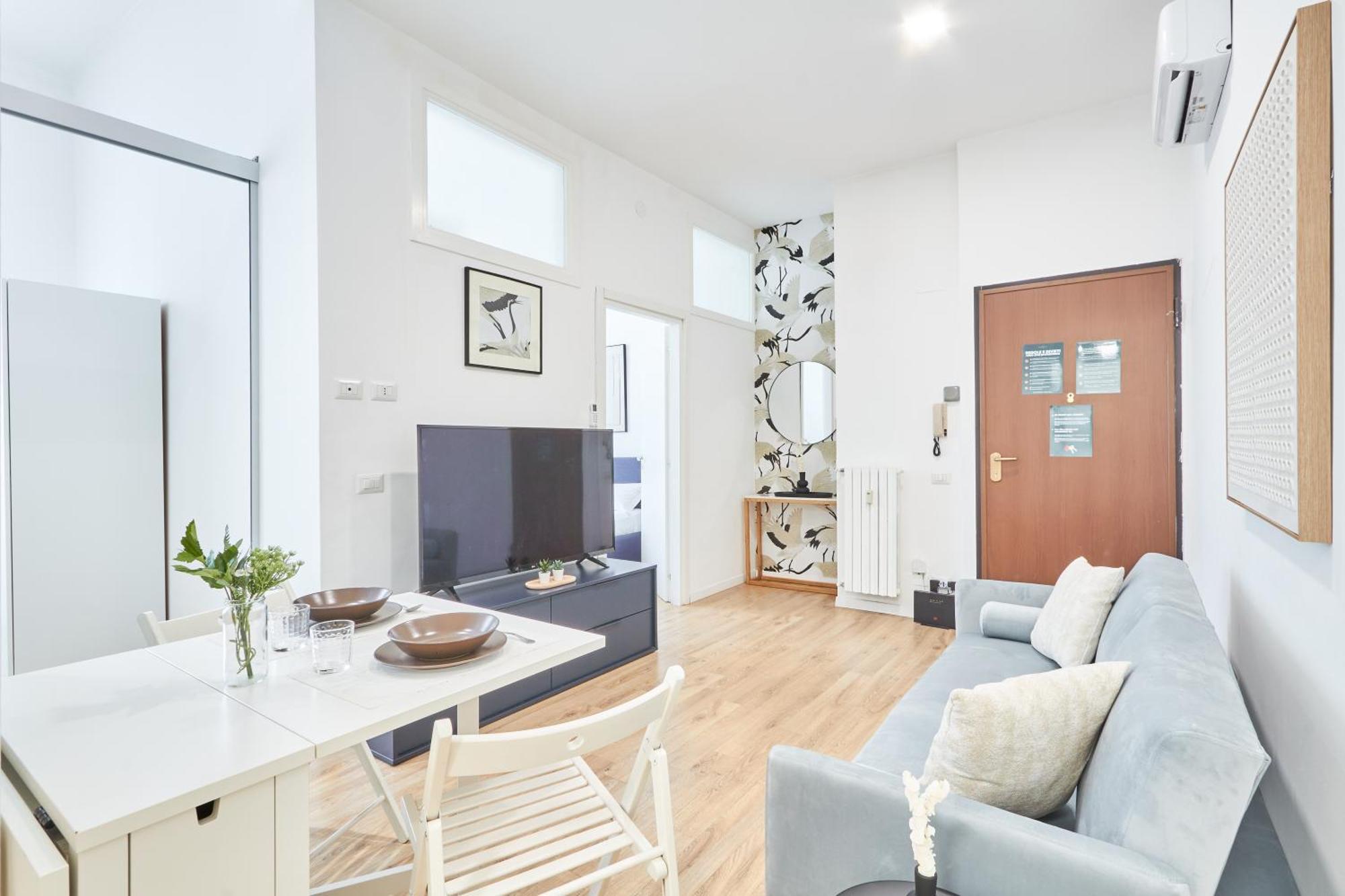 Spacious Flat Close To Fondazione Prada & Metro Милан Экстерьер фото