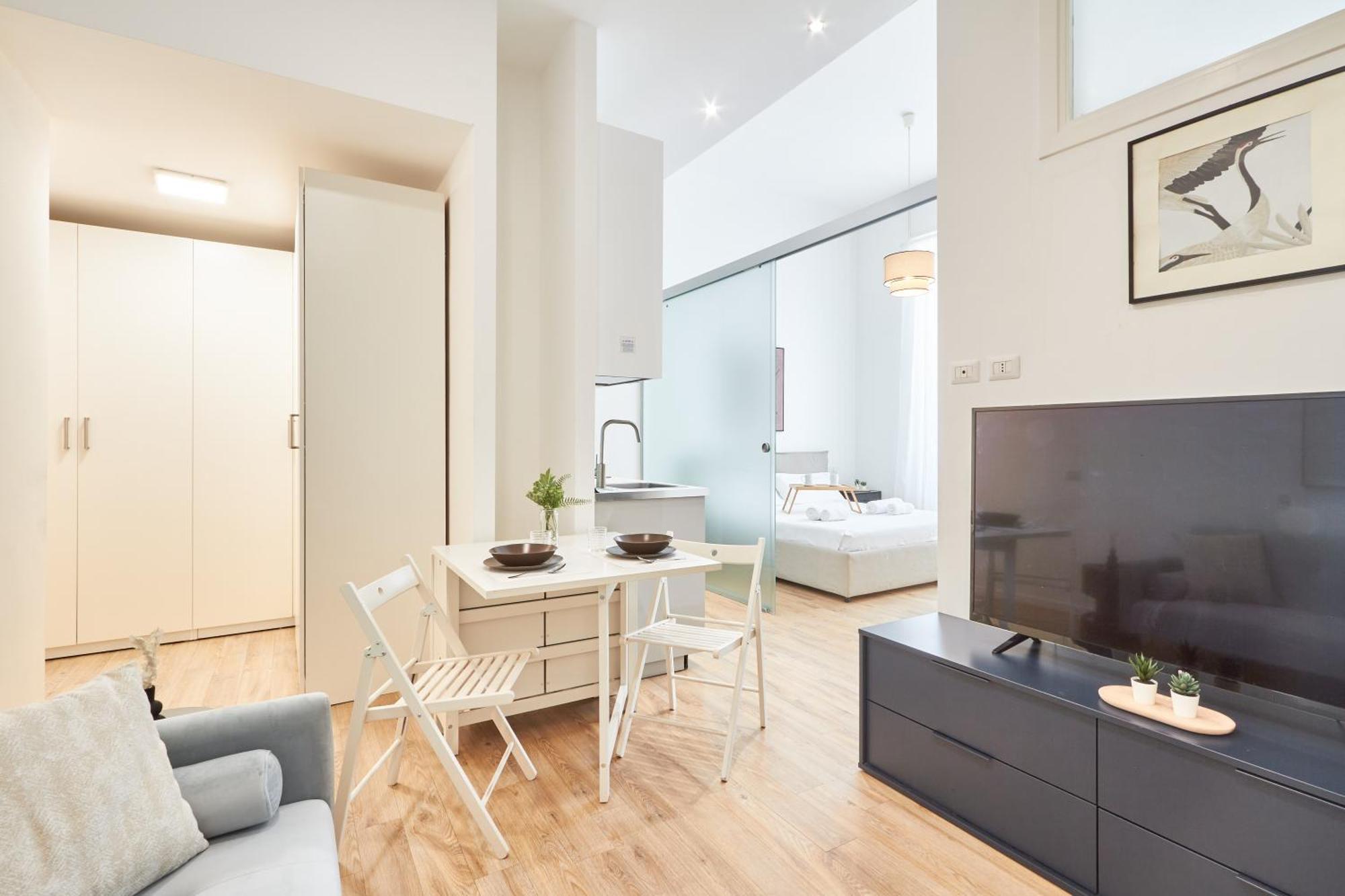 Spacious Flat Close To Fondazione Prada & Metro Милан Экстерьер фото