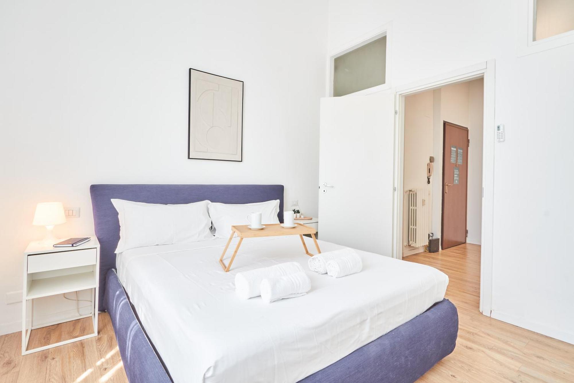 Spacious Flat Close To Fondazione Prada & Metro Милан Экстерьер фото
